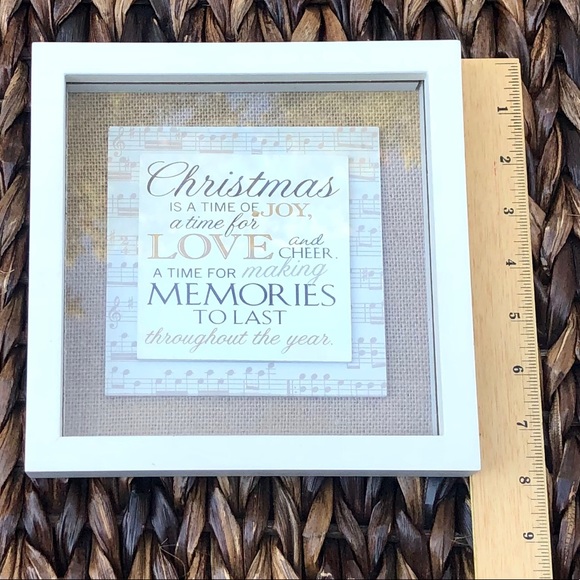Christmas Decoration Burlap White Frame - Picture 6 of 8